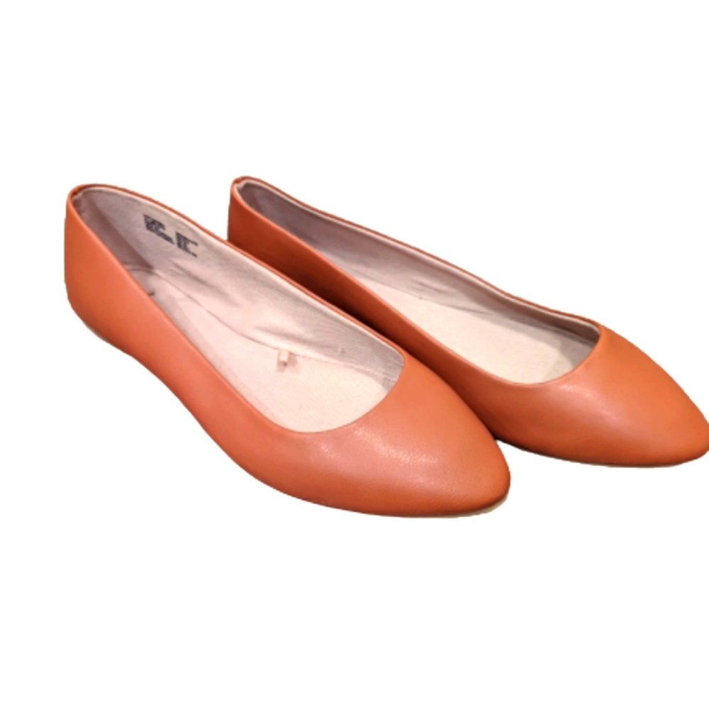 Time and Tru Tan Ballet Flats, size 8.5W